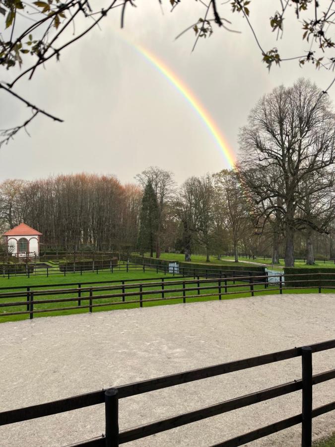 La Maison Du Cavalier, Chateau De Lavenue Pierrefitte-en-Auge Esterno foto