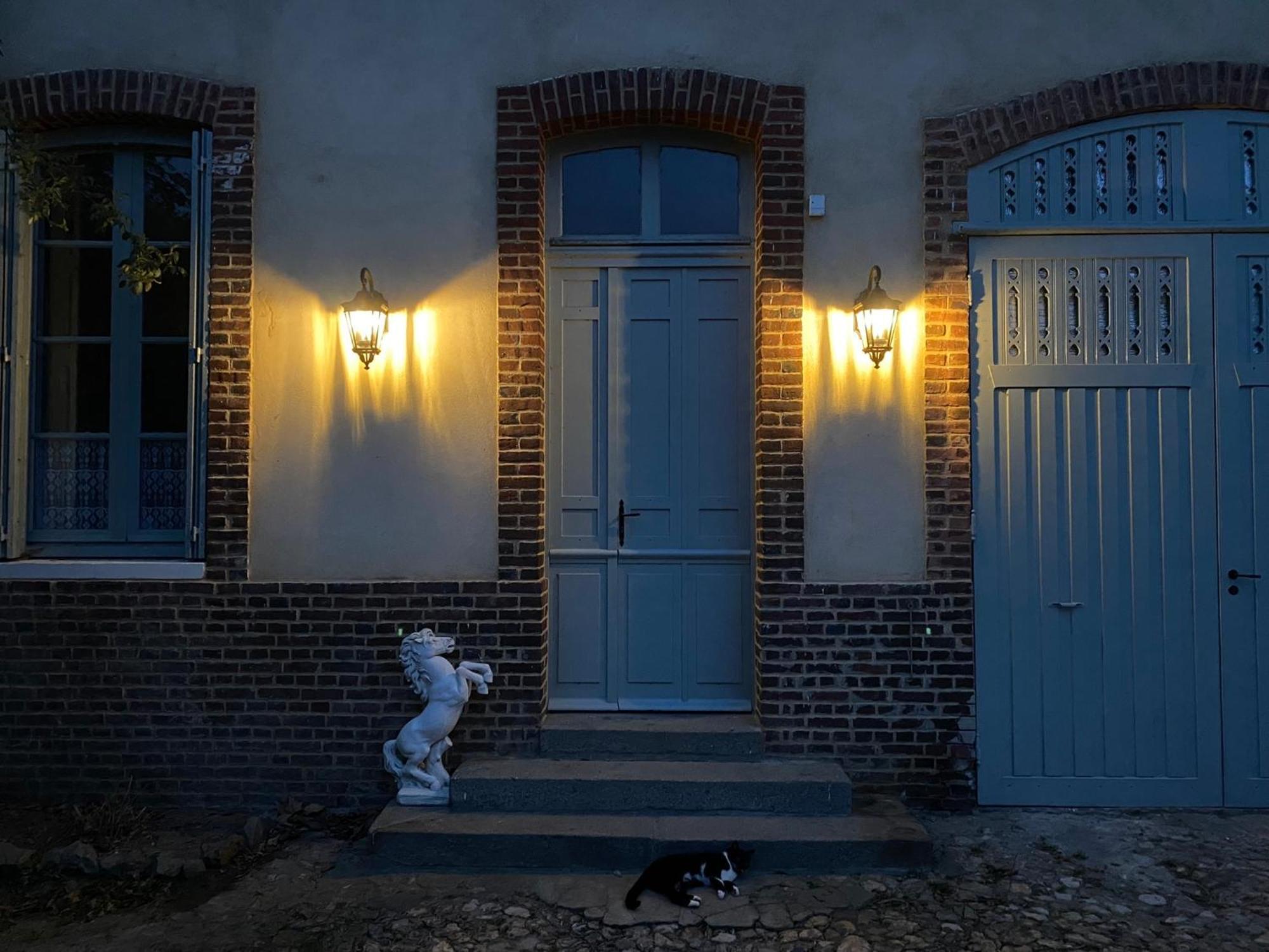 La Maison Du Cavalier, Chateau De Lavenue Pierrefitte-en-Auge Esterno foto