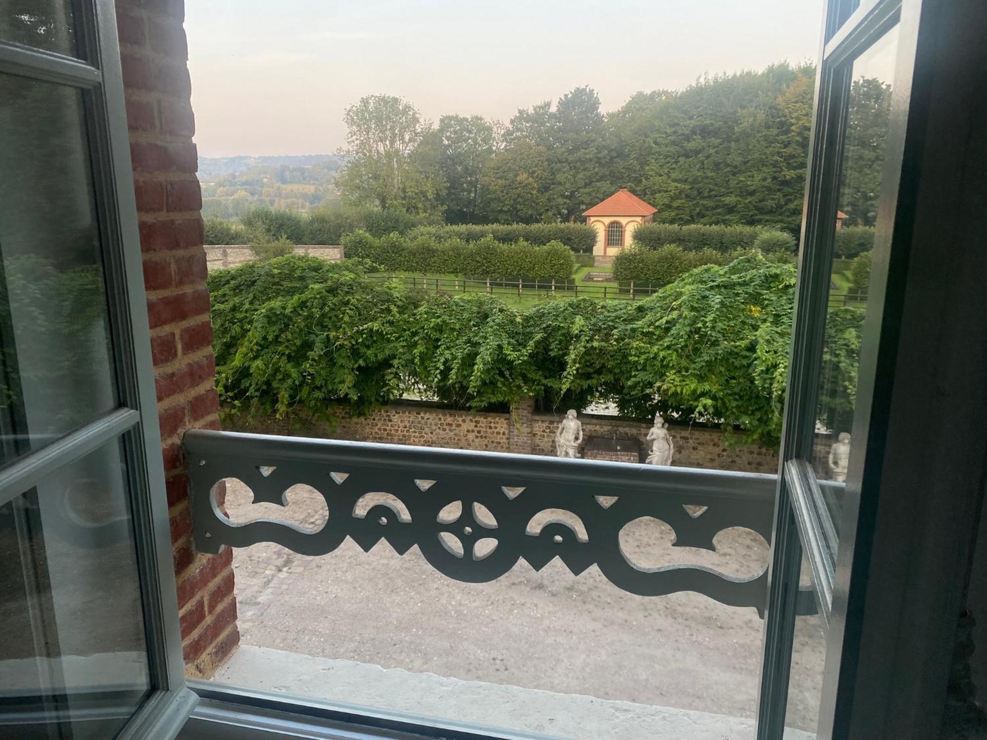 La Maison Du Cavalier, Chateau De Lavenue Pierrefitte-en-Auge Esterno foto